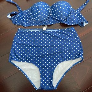 NWOT Cupshe polka dot bathing suit
